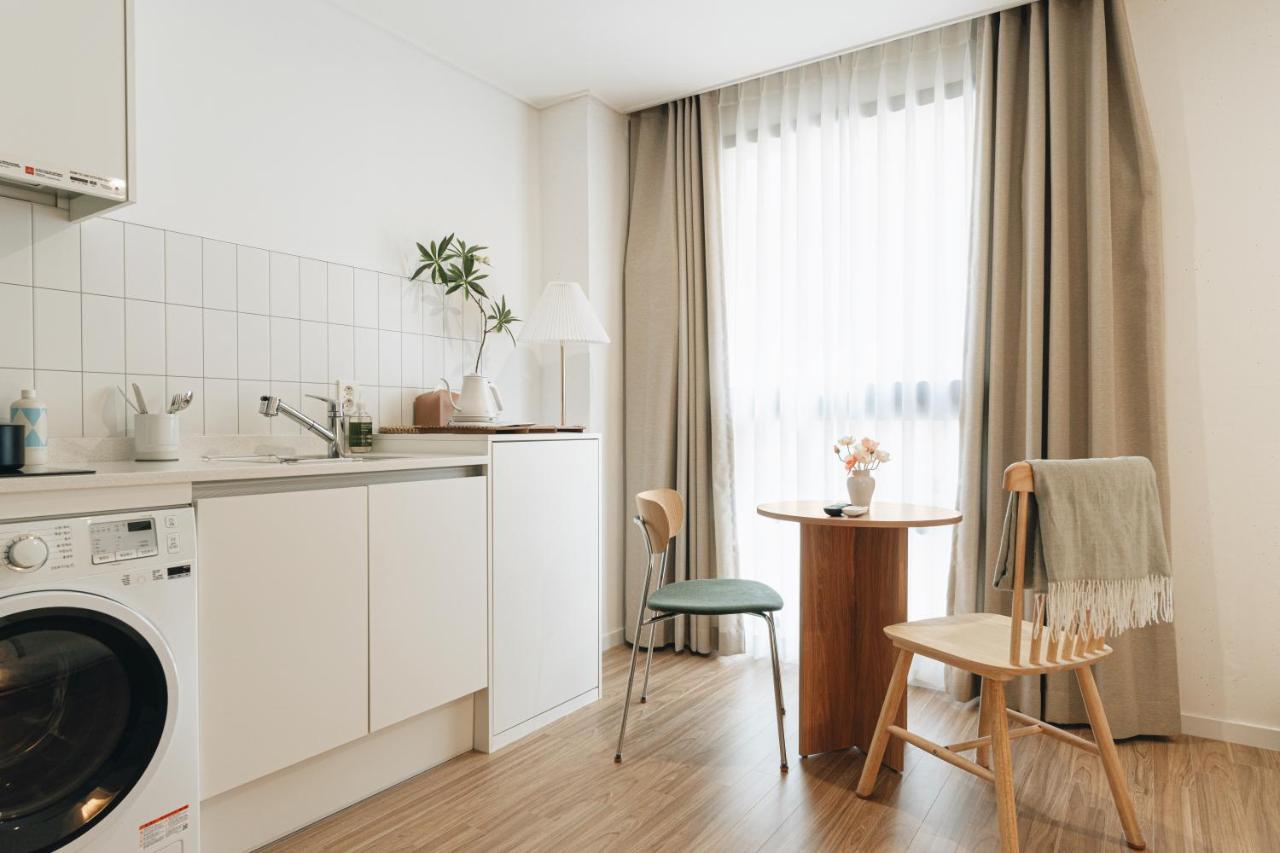 Urbanstay Boutique Ikseon Сеул Екстер'єр фото