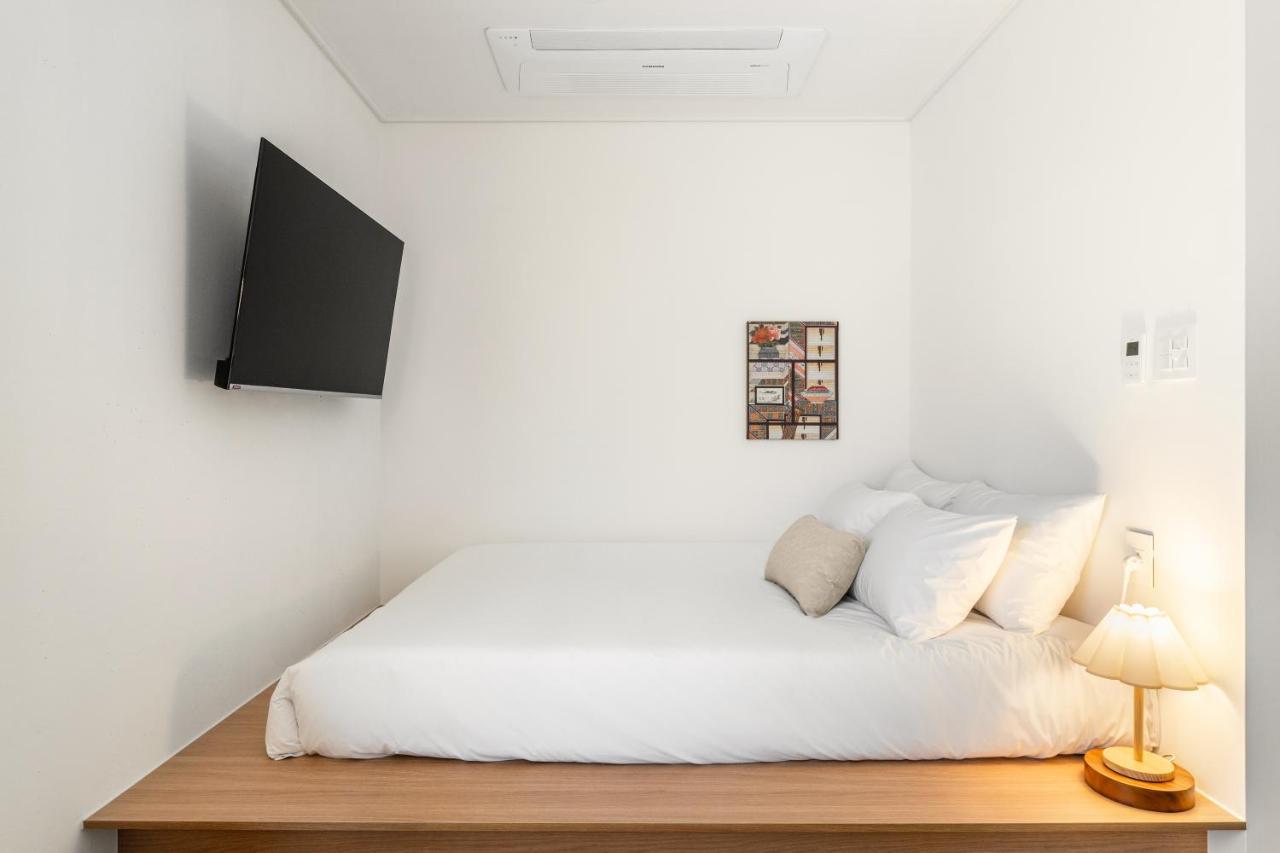 Urbanstay Boutique Ikseon Сеул Екстер'єр фото